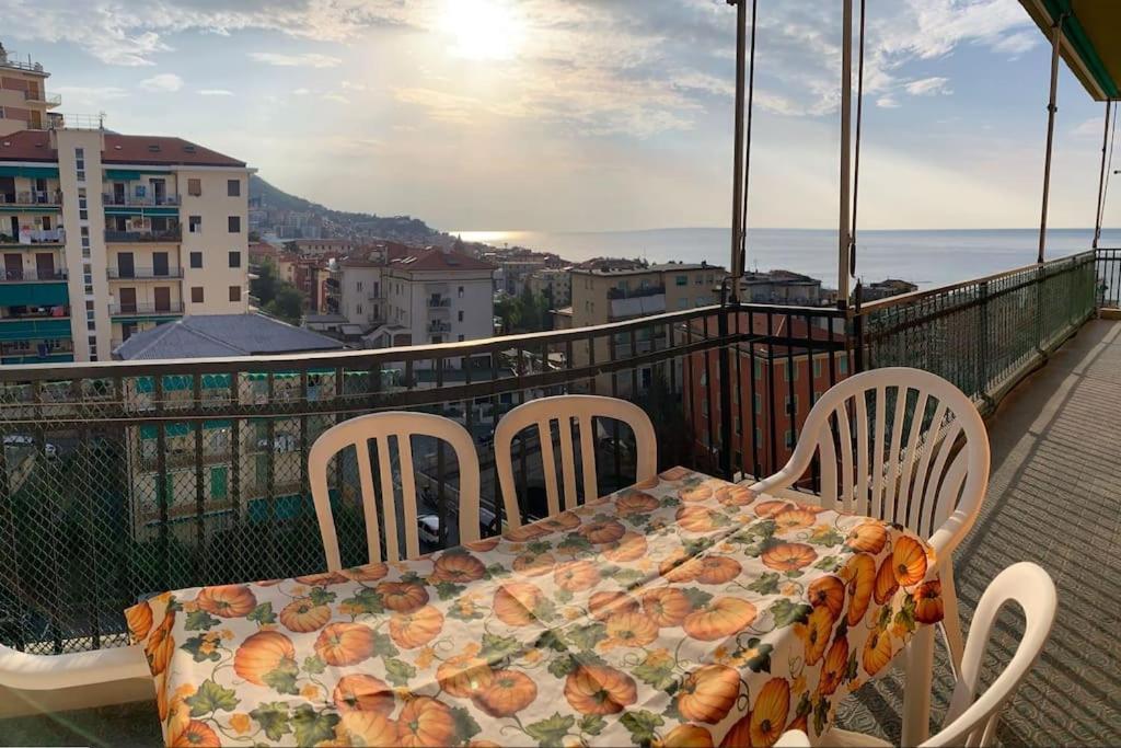 Vista Mare Con Ogni Comfort Varazze Esterno foto